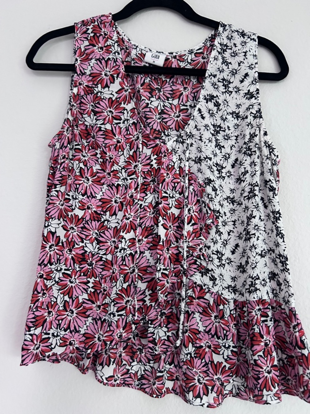 Cabi Pink and White Floral Mixed-Print Sleeveless Top